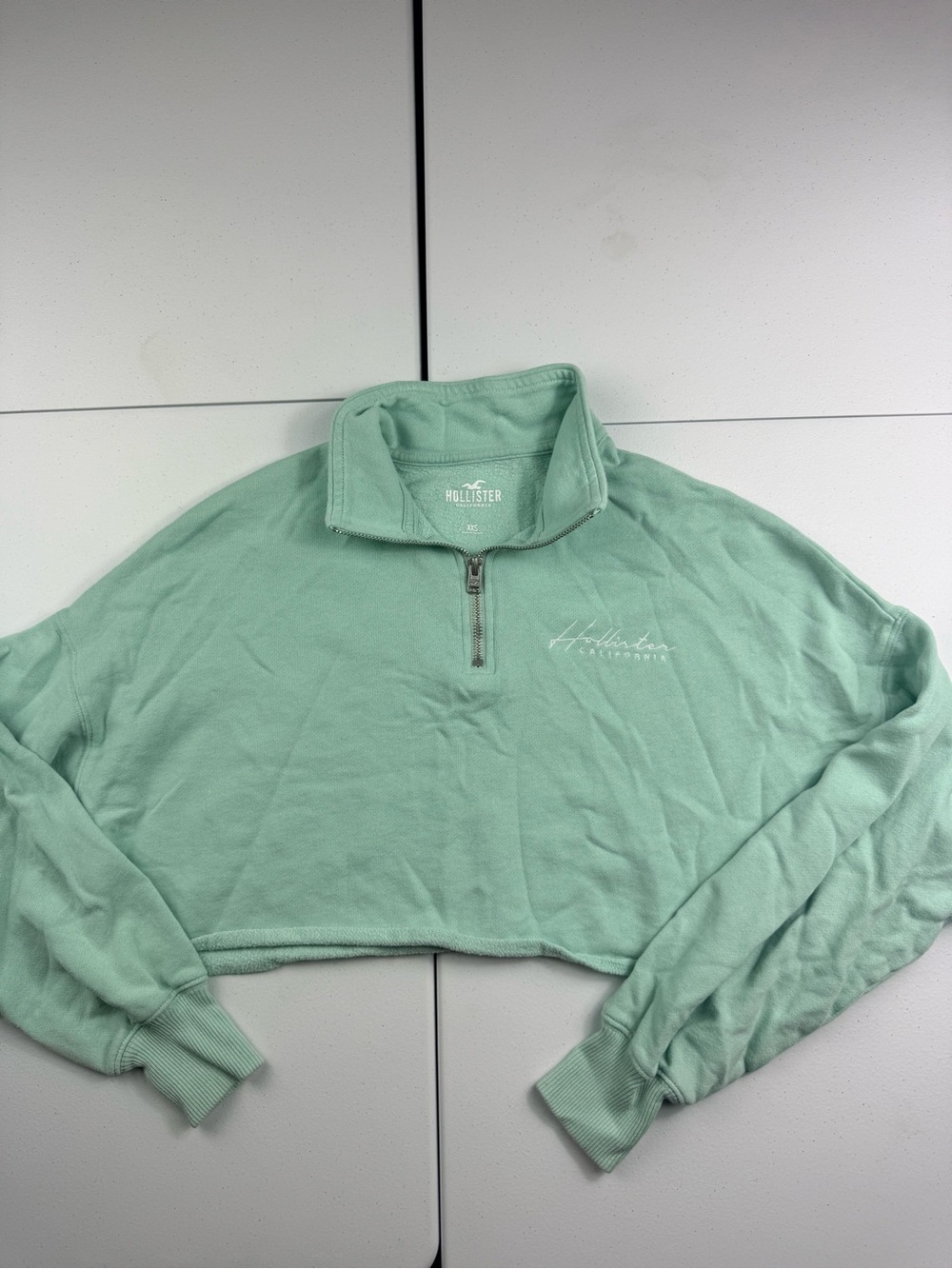 Hollister Women's Mint Green Cropped Quarter-Zip Pullover